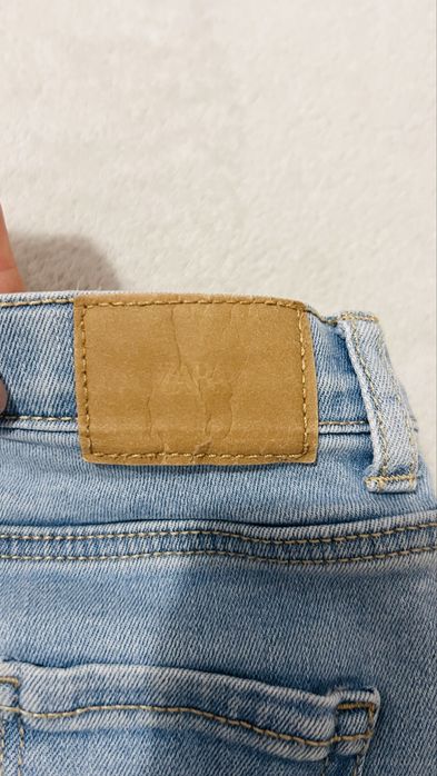 Blugi zara pt fetite
