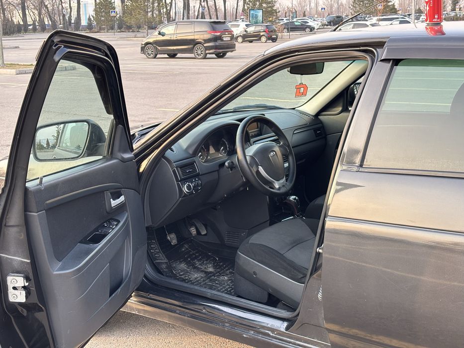 Lada priora 2015 год