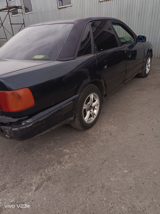 Продам Ауди 100. 2,0 л моновпрыск