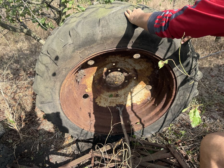 Джанта за трактор юмз,болгар без заварки