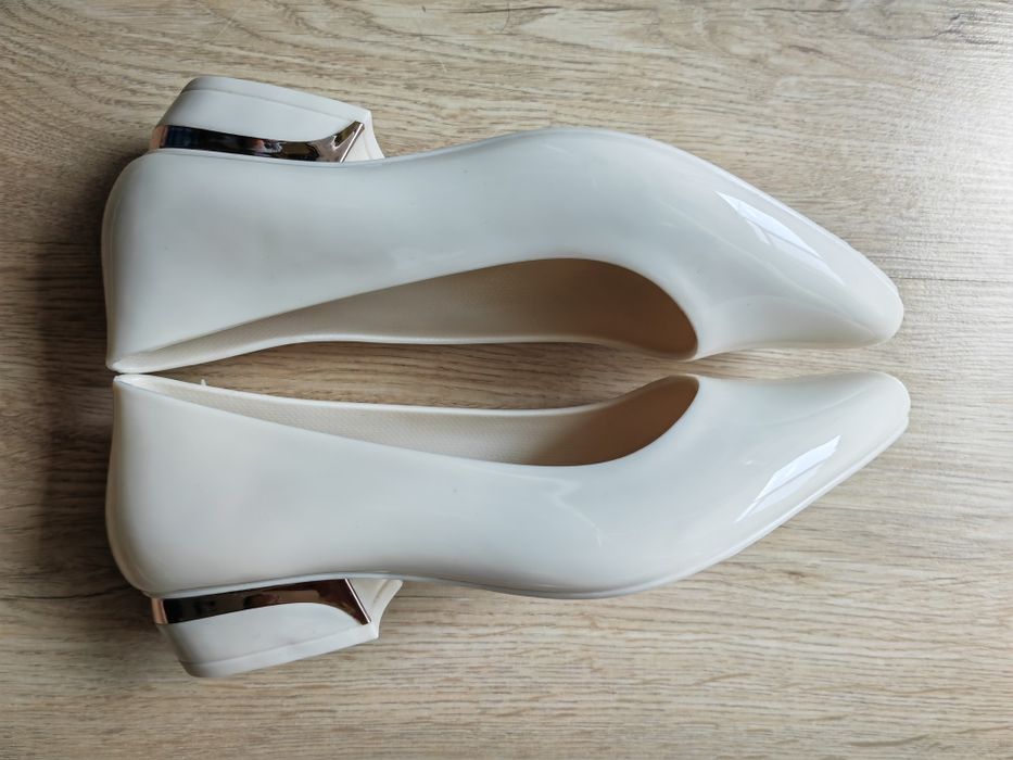 Pantofi dama imitatie piele ecologica marime 39