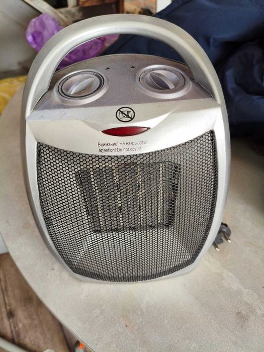 Обогреватель 1700 с вентилятором, компактный