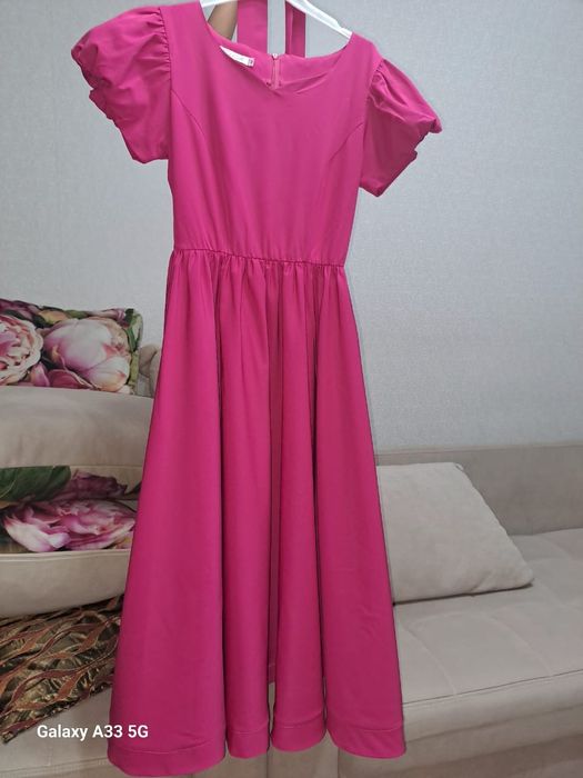 Срочно продам платье