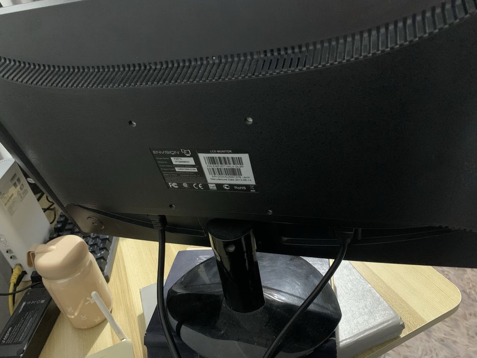 Монитор Envision 20″ (P2071L) — рабочий, с кабелями