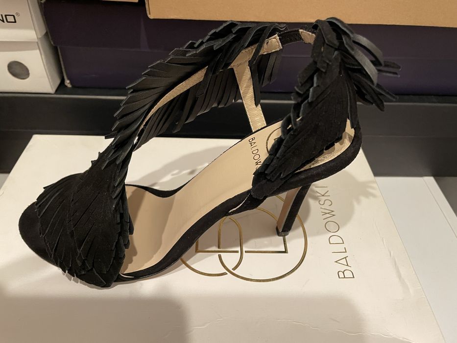 Baldowski сандали 38 номер, черни