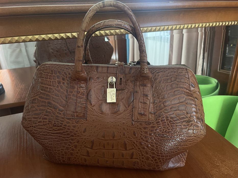 Продам сумку Furla