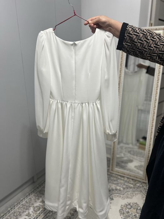 Белое платье, почти новое