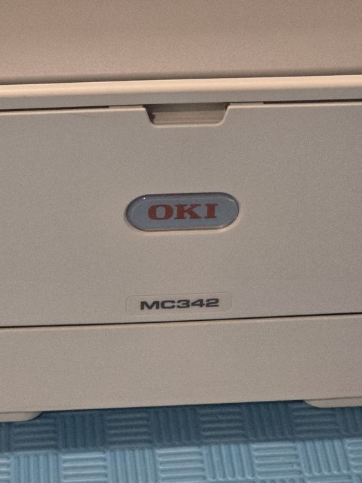 Imprimantă multifuncțională