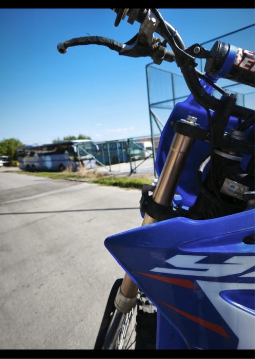 YAMAHA  YZ 2018.