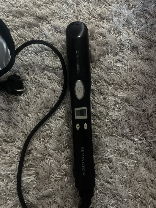 Placa de întins părul Remington