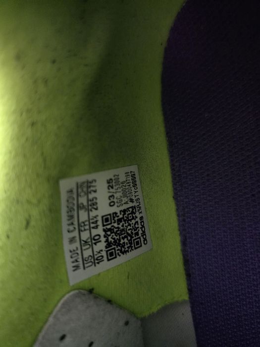 Adidași marca adidas