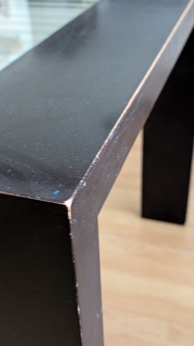 Стъклена трапезна маса