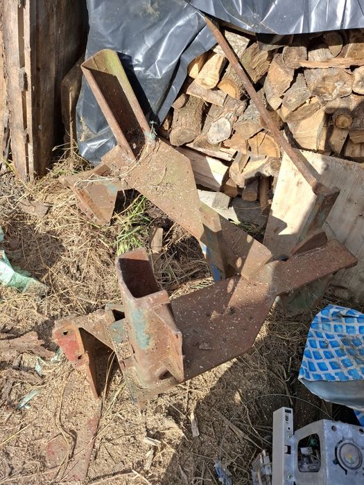 Suporți încărcător frontali tractor utb fiat 445 550 640