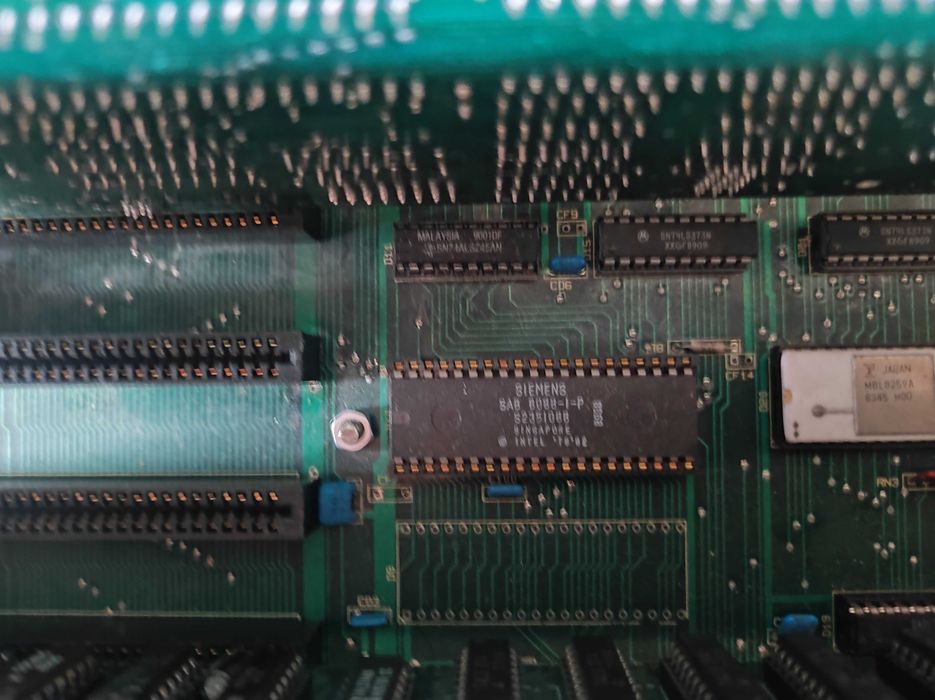 Продавам или заменям Правец 16 за Правец 8