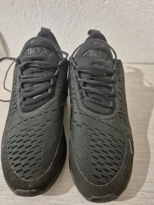 Маратонки Nike air max 270