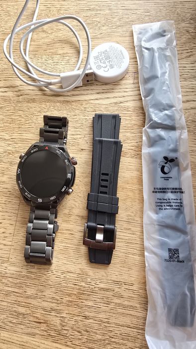 Смарт часовник Huawei ultimate