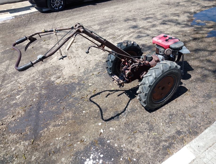 Мотокултиватор с инвентара