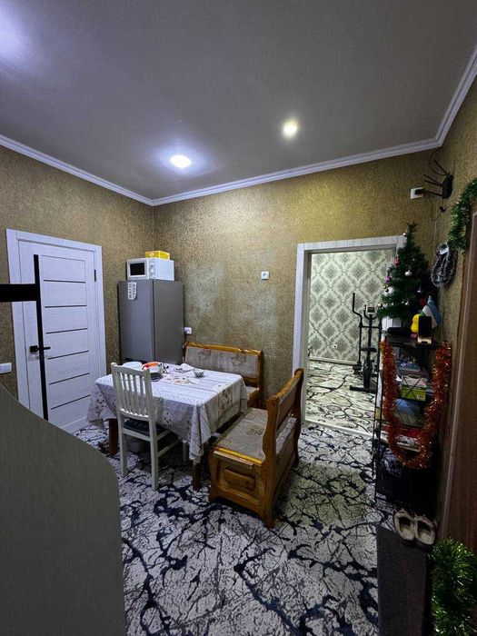 2 комн. коттедж. Махалля М Ашрафи 50м2 Ремонт. Ул. Хотирчи. С мебелью