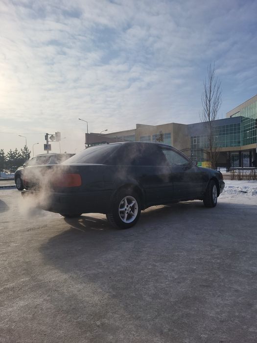 Продам Audi 100c4