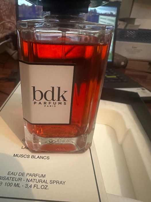 Продам парфюм BDK Rouge Smoking