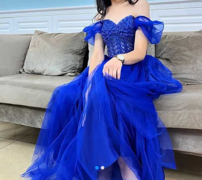 Продам вечерние платья