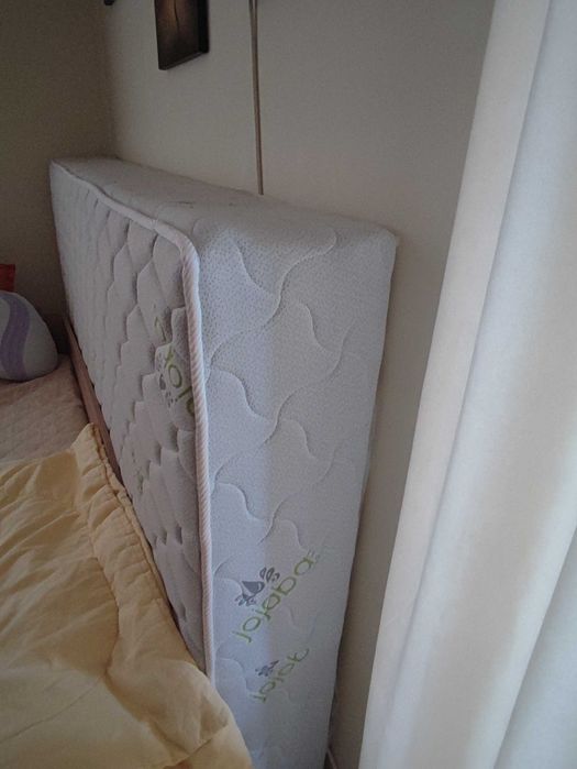 Еднолицев матрак