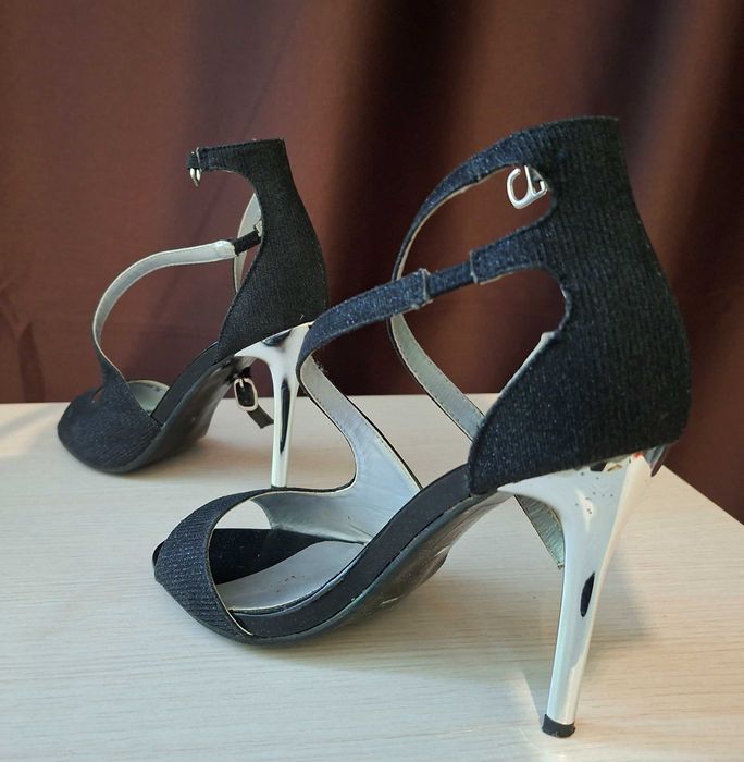 Валурени и класически токчета