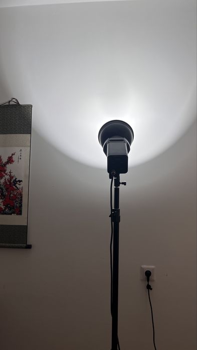 Продам постоянный свет sirui cs 100B