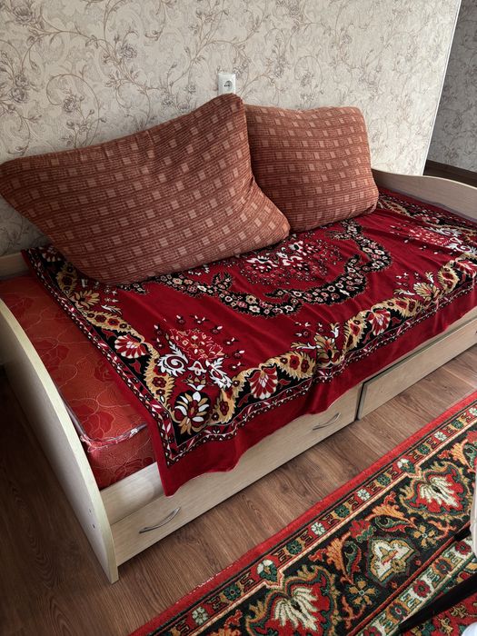 Кровать+Матрас Срочно