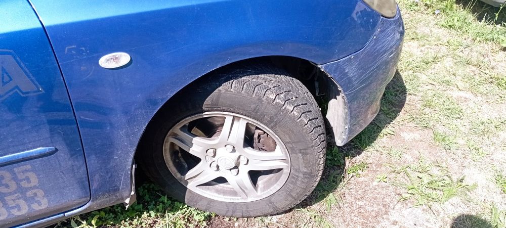 Продавам Мазда 3 1.6 HDI на части