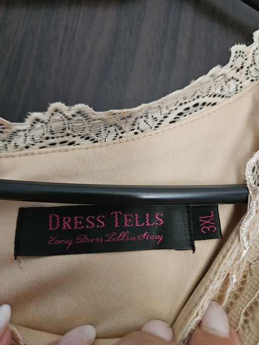 Елегантна дантелена рокля 3 XXl / 46L