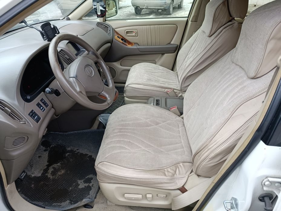 Транспорт легковые