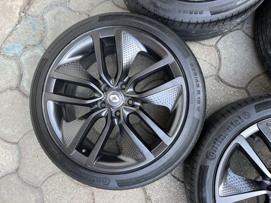 Jante aliaj 5x114.3mm, anvelope vara 225/45 R19 Renault Kadjar, Captur, Koleos, Nissan