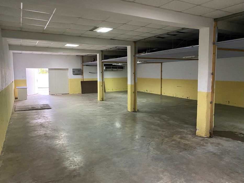 Дава се под наем Склад в Харманли - 800 кв.м за 765 € - Снимка #4