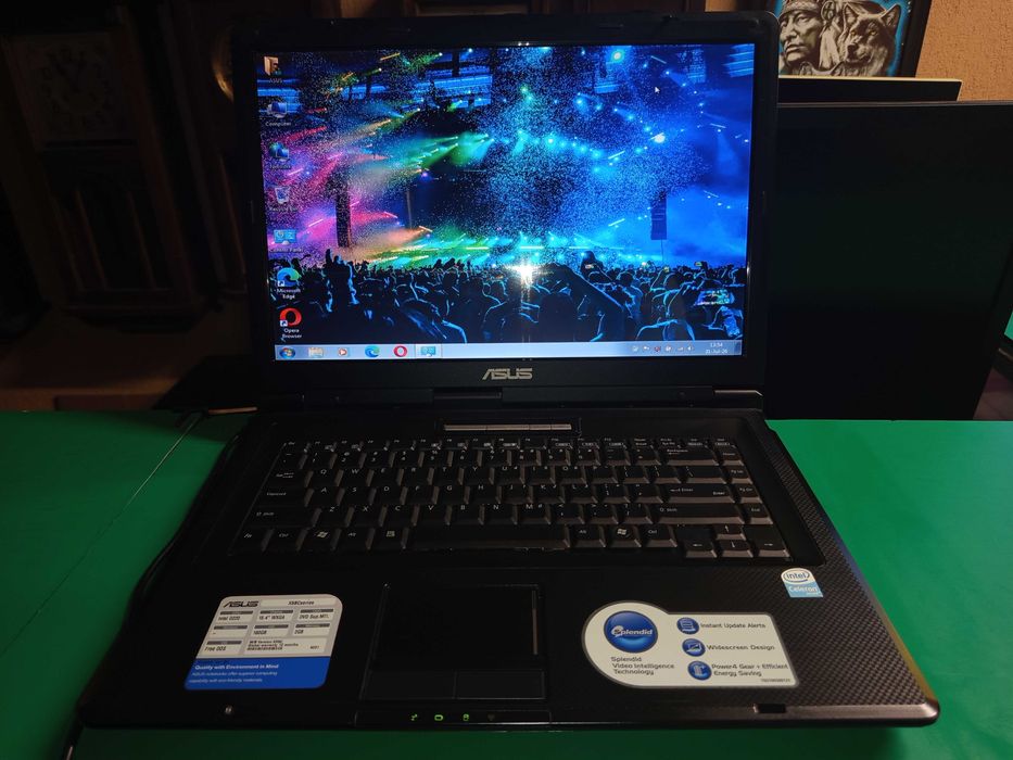 Laptop Asus X58C 2Gb RAM | 160Gb Hdd | Intel celeron 220