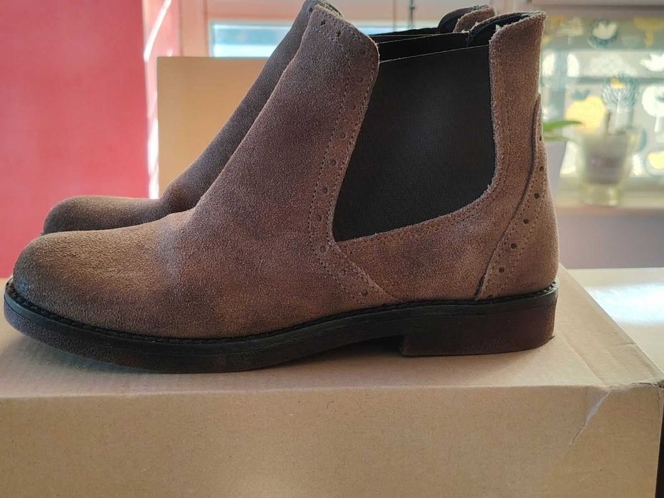 Велурени боти за момиче