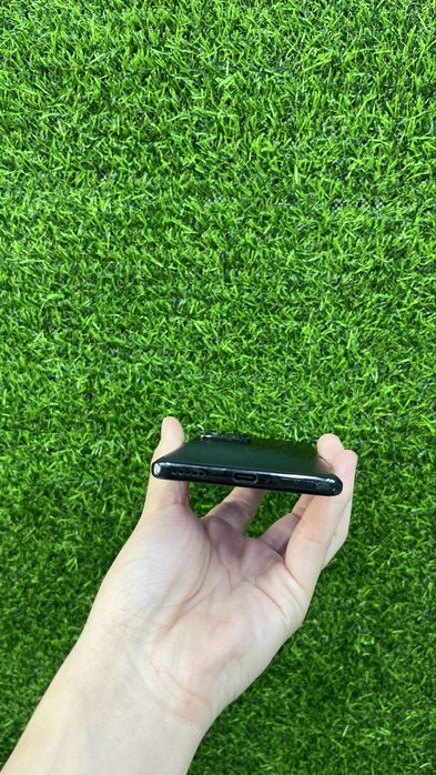 Продам Xiaomi 13 Lite.