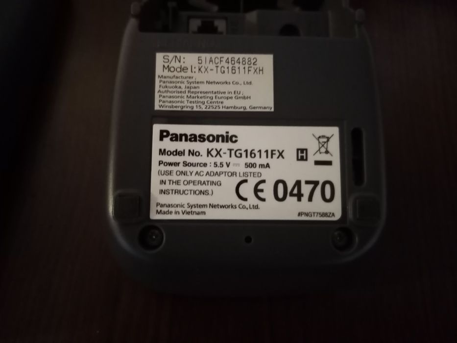 Vând telefon fix Panasonic fără fir, model KX-TG1611FX