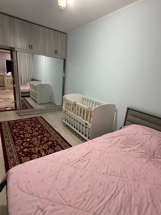 Сдаётся квартира трёхкомнатная