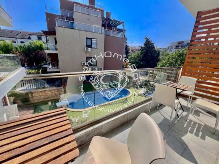 Дава се под наем Тристаен апартамент в к.к. Св.Св. Константин и Елена - 90 кв.м за 800 € - Снимка #8