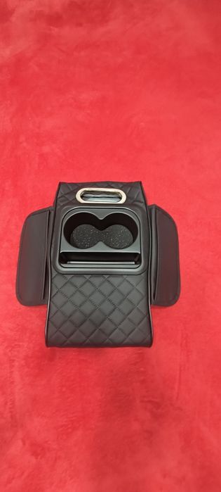 Cotiera auto cu suport pahare