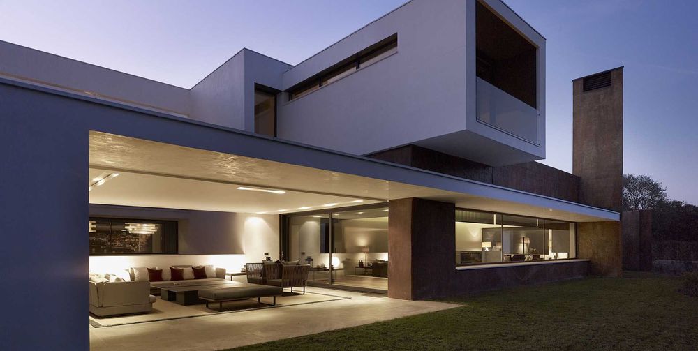 Отточенто 12 хил, Ок, кора, тилла, серый базалари бор. Фасадга хам бор