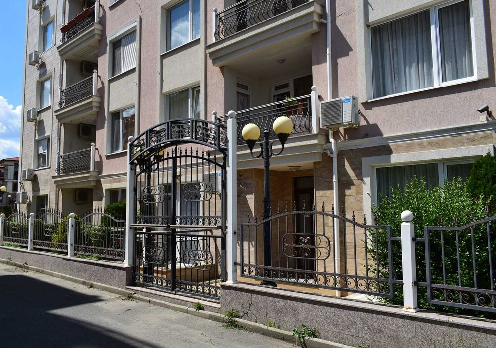 Дава се под наем Двустаен апартамент в Свети Влас - 46 кв.м за 300 € - Снимка #10