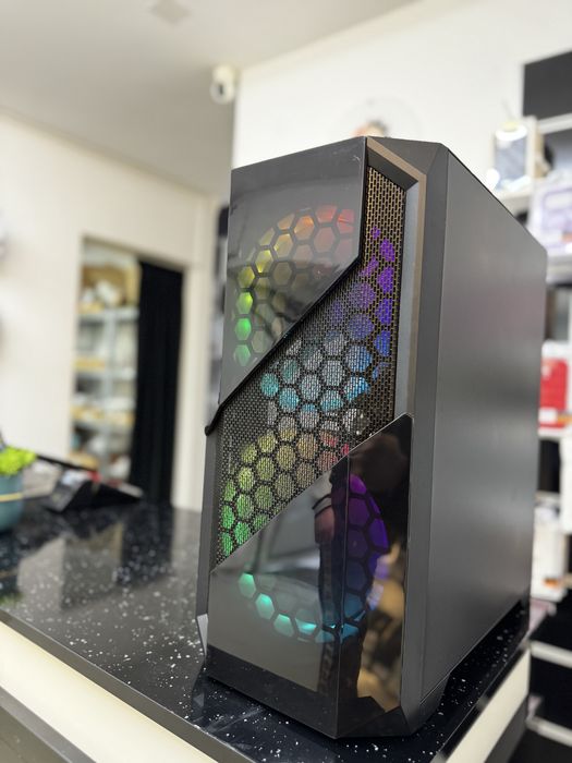 PC Gaming - i5, rtx 2060, 16gb ram cu monitor gaming