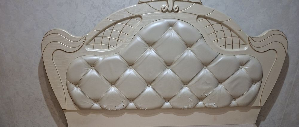 Продам мебель для спальни недорого