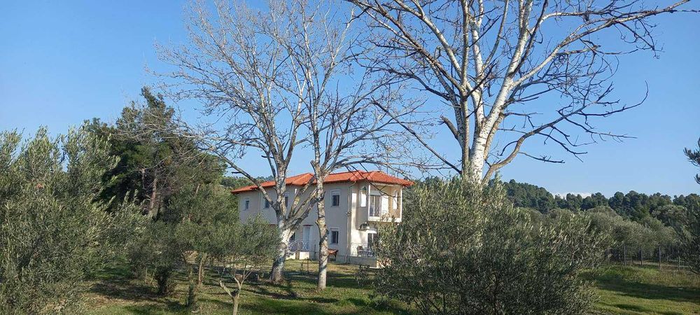 Триетажна къща в Каландра - Халкидики, Гърция