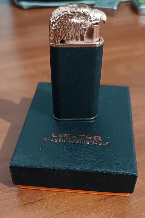 Bricheta cap de vultur