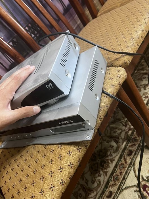 Продам спутниковый DVB ресивер модель GOSPELL модель 2000-х годов