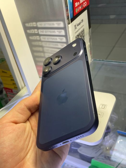 iPhone 11 в корпусе 17 про в отличном слстоянии