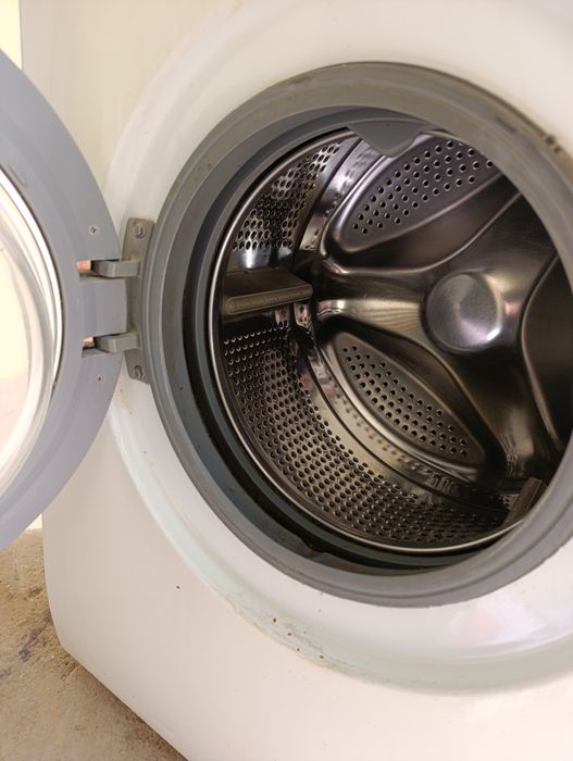 Стиральная машина автомат